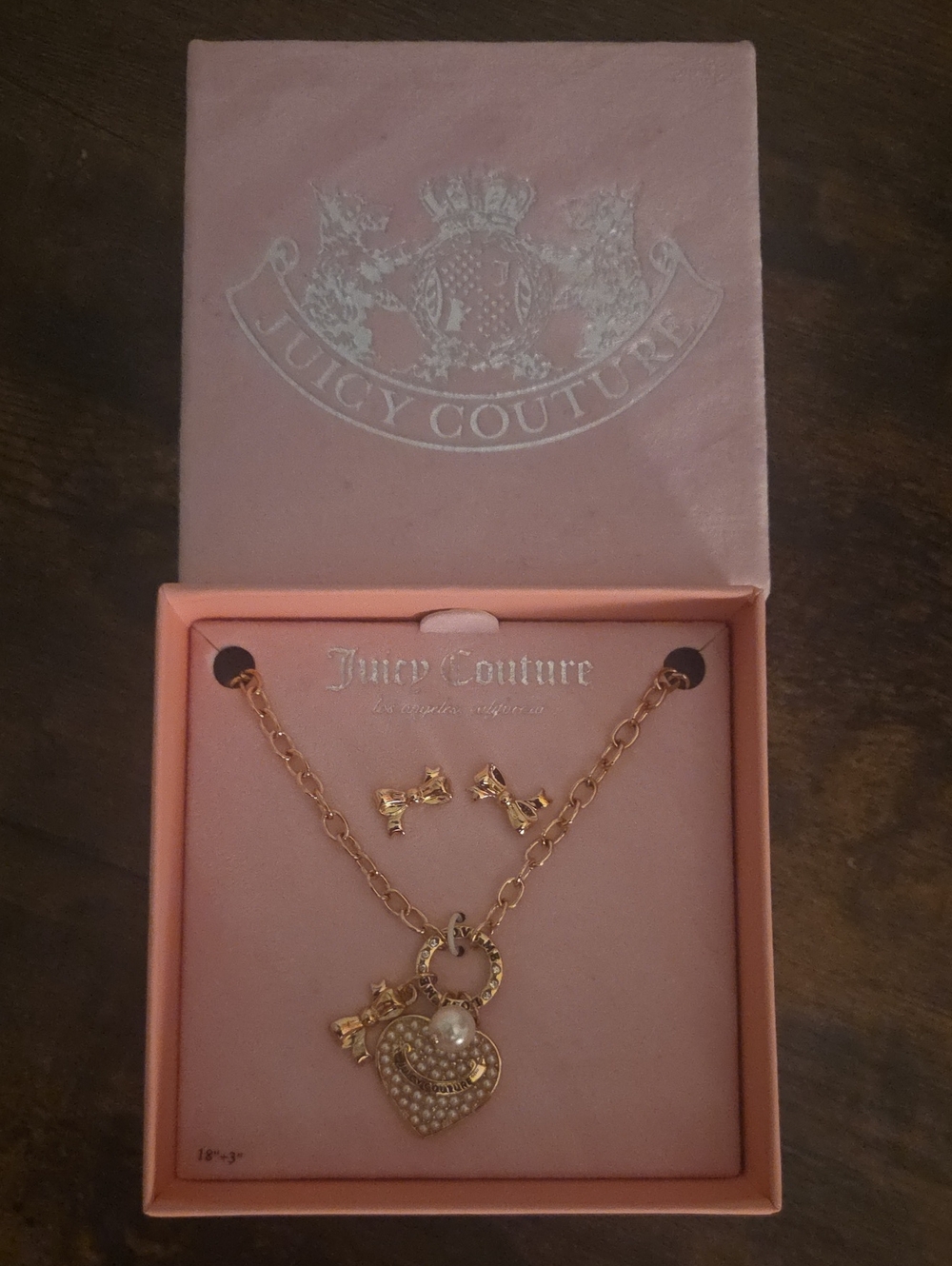 Juicy Couture Gold Heart, Bow & Pearl Charm Necklace Set